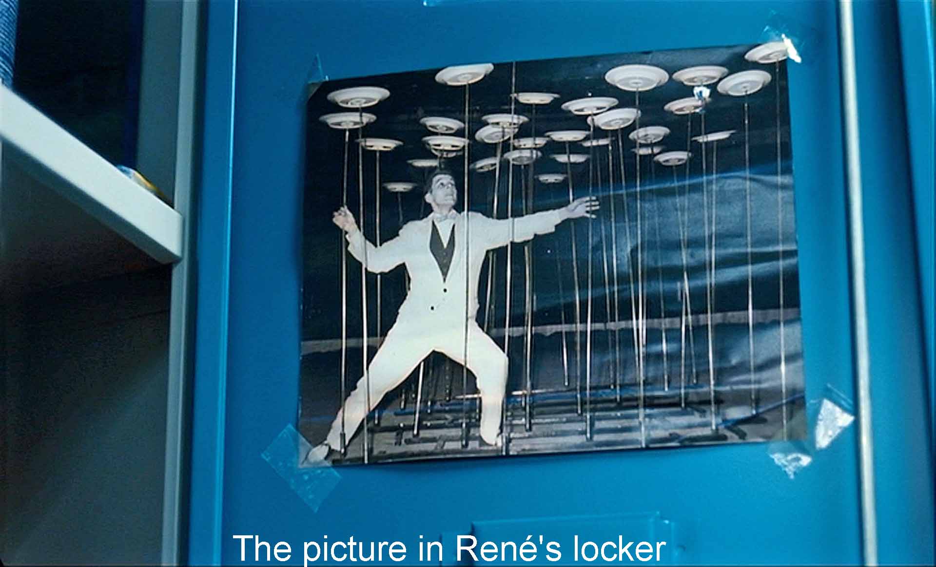 The picture in René's locker