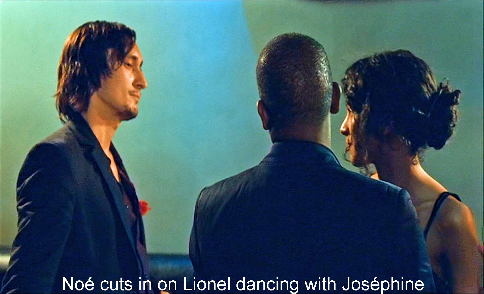 Noe cuts in on Lionel dancing with Joséphine