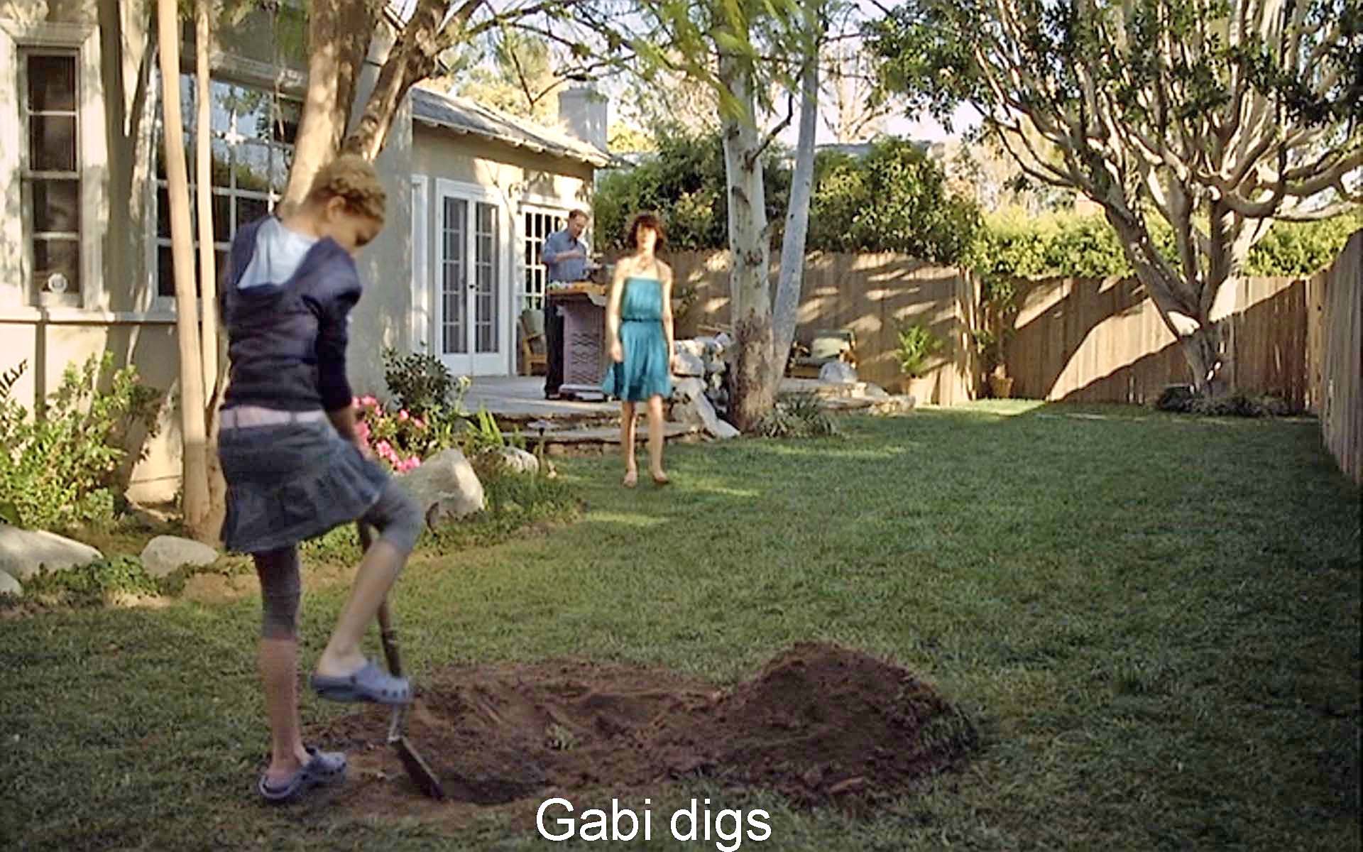 Gabi digs
